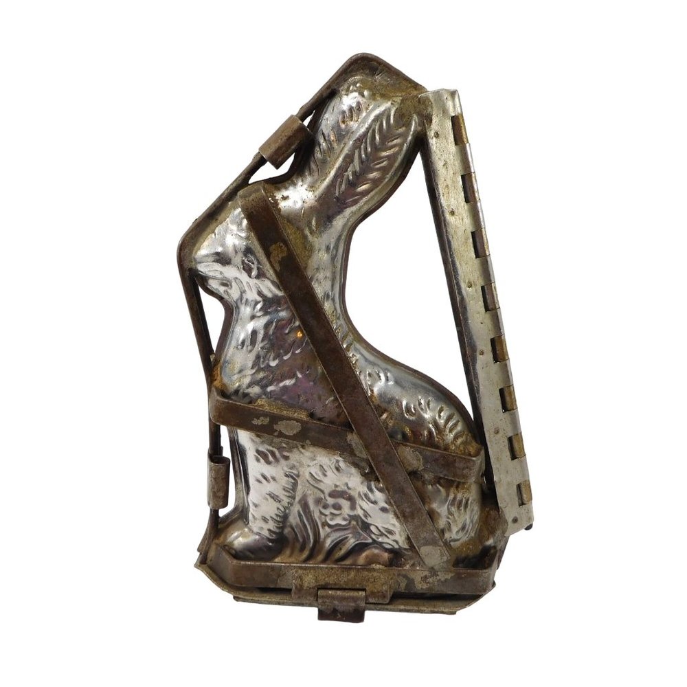Antique Commercial Double-Sided Seated Rabbit Bunny Mold Aluminum 9"